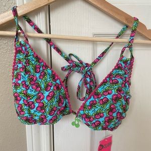 Betsey Johnson bikini top, Size D.